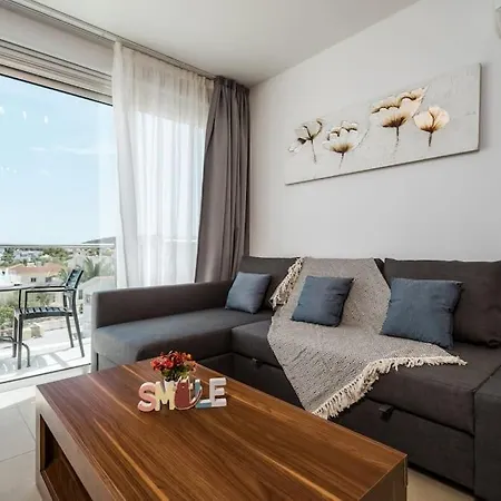 Sunnyvillas 1 Bedroom Swimming Pool Cor Протарас