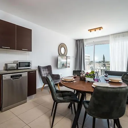 Sunnyvillas 1 Bedroom Swimming Pool Cor Апартаменты Протарас